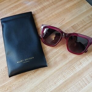 Kurt Geiger NWT Pink Oversized Cat Eye Sunglasses & Case